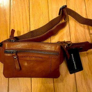 Beautiful Spikes & Sparrow Fanny pack ! Closet clear out no returns. Need room!